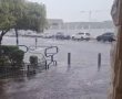גשם כבד באשדוד: רחובות נחסמו לתנועה - גם ברובע ז' (וידאו)