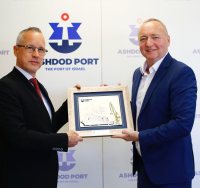 שגריר שוויץ בנמל. פבל טולצינסקי