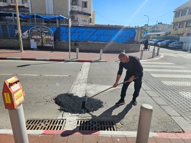 איטום הבורות. מינהלת רובע ז'
