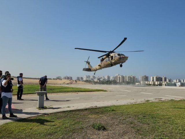 מסוק באסותא. דוברות