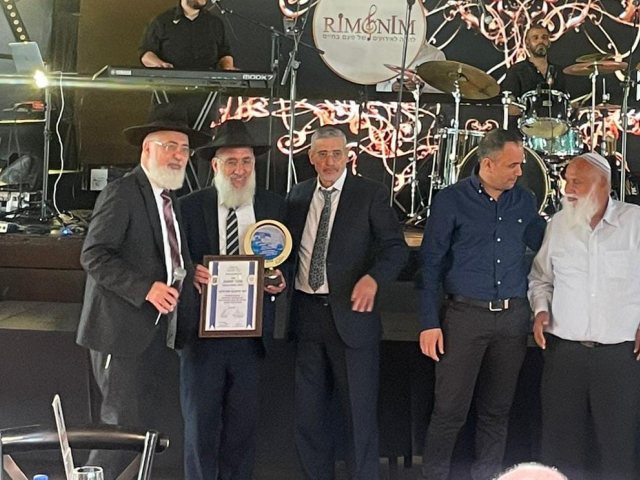 קבלת פרס השר למועצה הדתית. א' מיכאלי