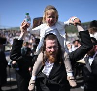 ההילולא במירון. יוסי בר-שושן דוברות ההילולא