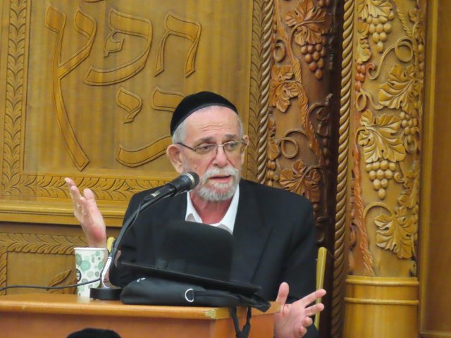 הגריב שרייבר בעטרת צבי. א.כ