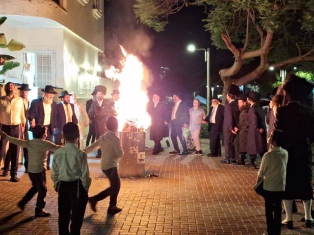ההדלקה בקהל יראים. קירא