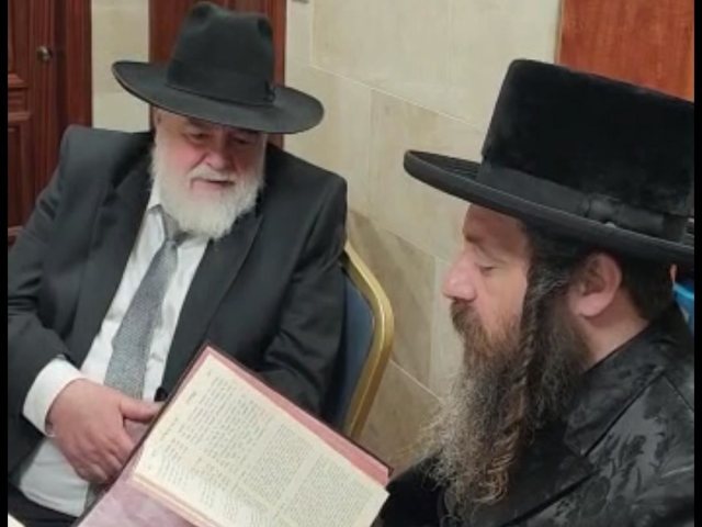 האדמור מפיסבורג עם גאבד טוב מקסיקו. א' מיכאלי