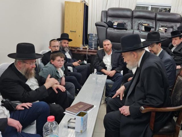 הגרמה הירש בניחום אבלים. א' מיכאלי