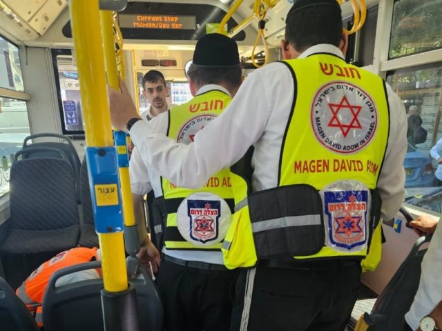 חרדים מתנדבים. צילום: מד״א הצלה דרום