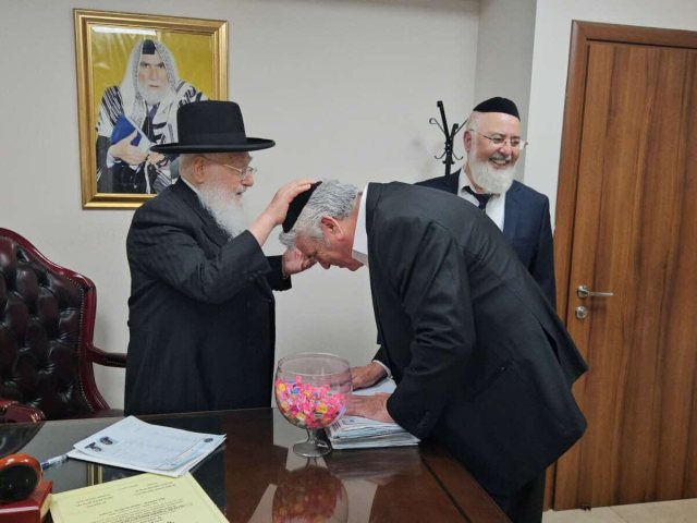 ממק רה"ע מתברך מרב העיר. 