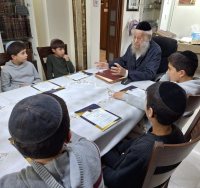 הילדים אצל הרב שיינין