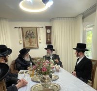 מעמד ה'לחיים'. צילום: דף הטוויטר של מוישי ויסברג 