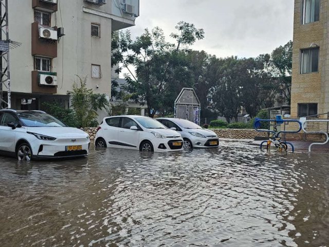 הצפות באשדוד. יהושע פרוכטר