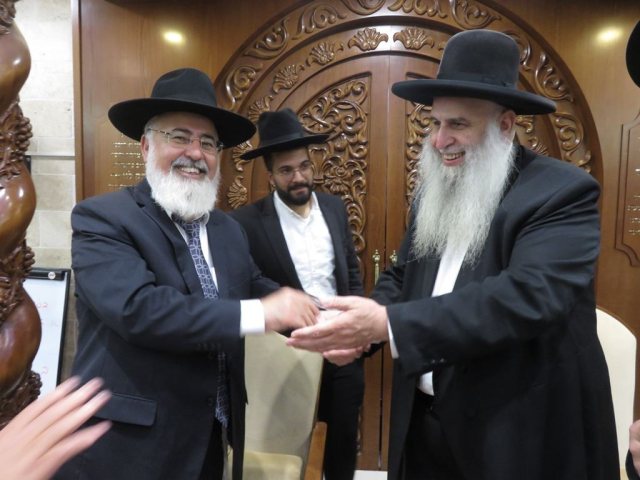 הרב עובדיה דהן בשיעור. צילום: שוקי לרר