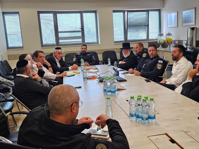 באדיבות המצלם