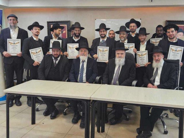 מדריכי החתנים. א' מיכאלי