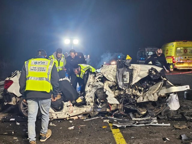 מתנדבי זק"א בזירת התאונה
