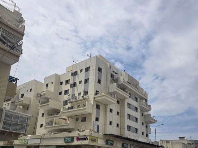 הבניין ביהודה הנשיא. משרד עו"ד אלעד עפרי