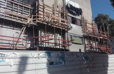 אתר תמ"א 38 לחיזוק מבנים באשדוד. צילום: שמואל סרדינס