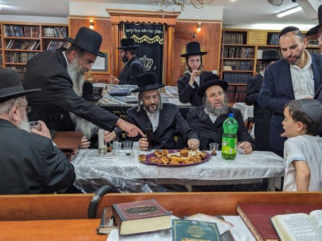 הילולת האהבת ישראל בקהל יראים. קירא