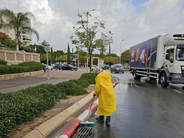 באדיבות המצלם
