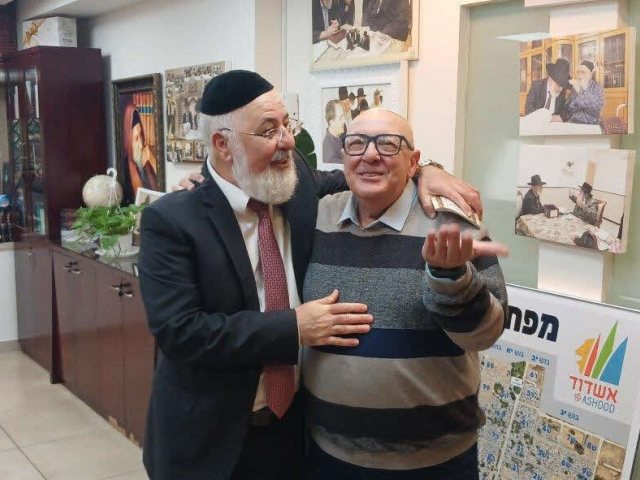נוסטלגיה. הרב דהן עם משה דרור. א' מיכאלי