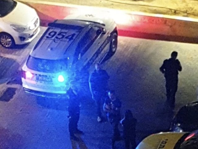 כוחות משטרה בזירה 