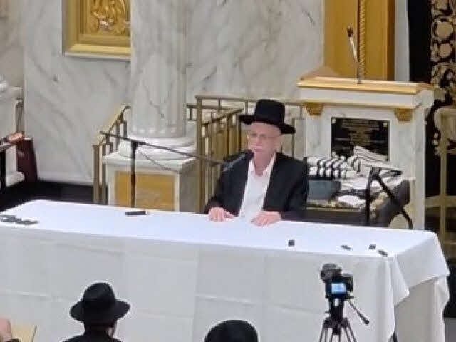 הגרי"ב שרייבר שליט"א. א מיכאלי