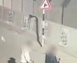 צפו במחבלים על קורקינטים: משליכים בקבוקי תבערה על הציר לירושלים