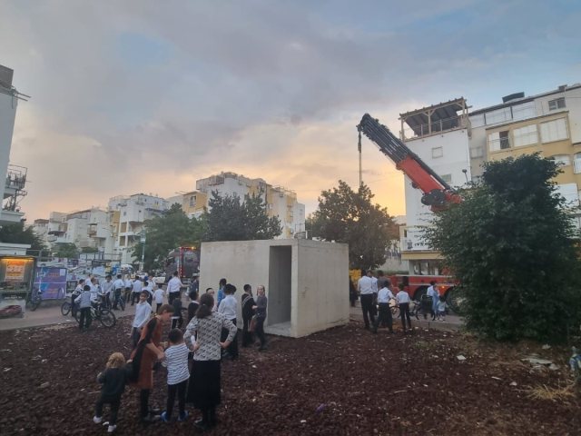 המיגונית מגיעה לשטיבלאך. פורסם לפי תקנה 27א'