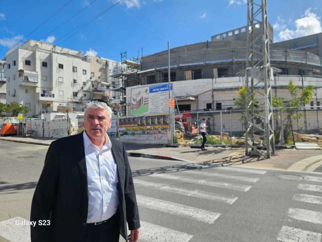 נערכים. ממ"ק רה"ע על רקע הסמינר ההולך ונבנה