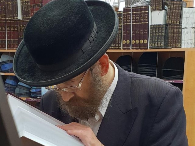 אחד מן החבורה שמת. ר' שלום גולדמן ז"ל.