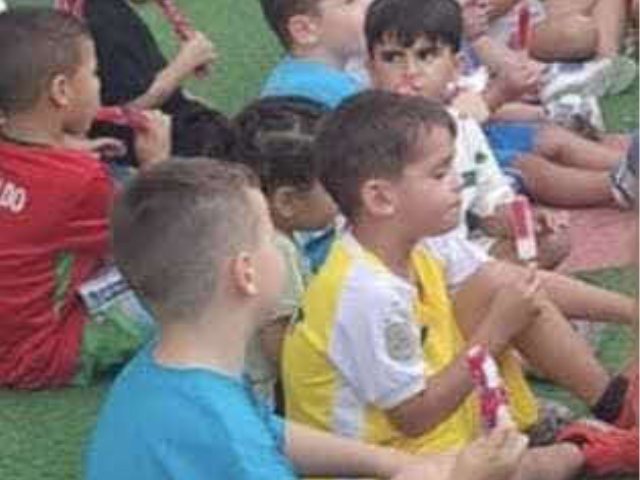 ילדי אשדוד באמירת תהלים. אלי כהן