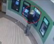 בן 49 פרץ לסניף בנק מאשדוד ונעצר - צפו בתיעוד הפריצה (וידאו)