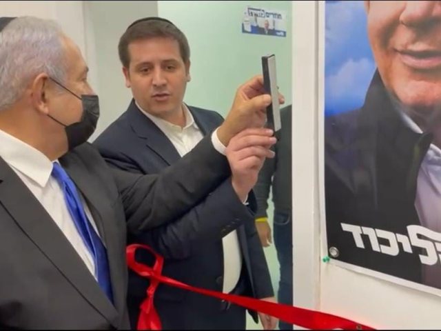 פשר להשפיע. אלחרר עם רה"מ בעבר