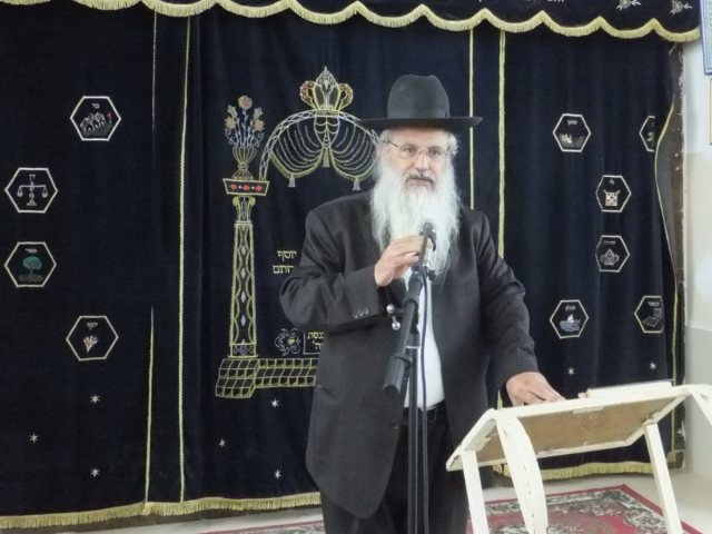 מורשה להנחיל. הרב קריספין. צילום: שוקי לרר