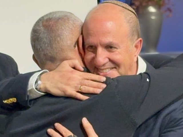 ד"ר לסרי ברגעי נחת