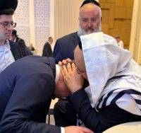ישראל אוזן זוכה לברכה. ישעיהו גואטה