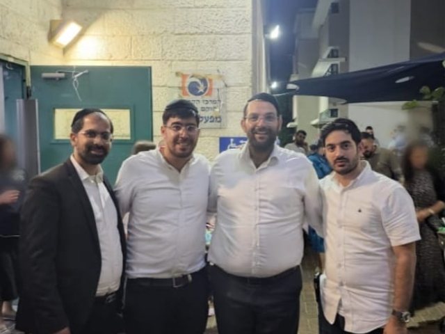 מתגבשים. איחוד הצלה