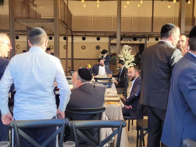כנס,נציגי שס. א. מיכאלי