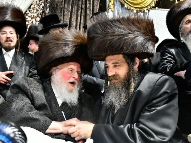 האדמור מפיטסבורג בחתונה. שוקי לרר