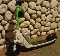 קורקינט חשמלי להשכרה. א מיכאלי