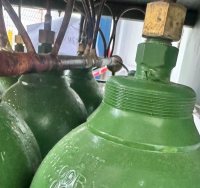 מיכלי חמצן (צילום מאתר משרד העבודה)