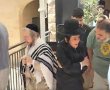 החילונים רותחים: המיסיונרים בעלי "קפה בסמטה" - שוקלים לסגרו בשבתות