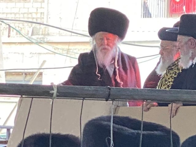 מעמד החופה. דף הטוויטר של משה וויסברג